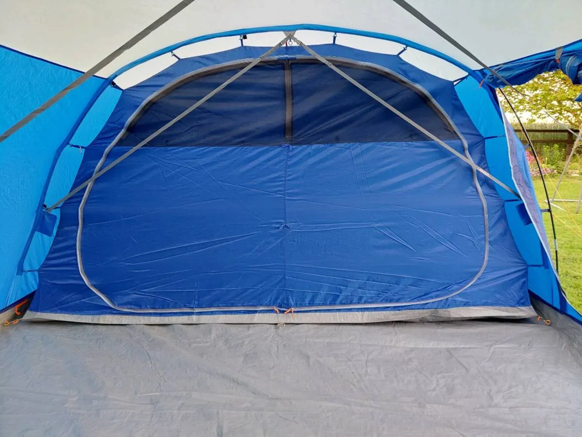 Tent - Image 3