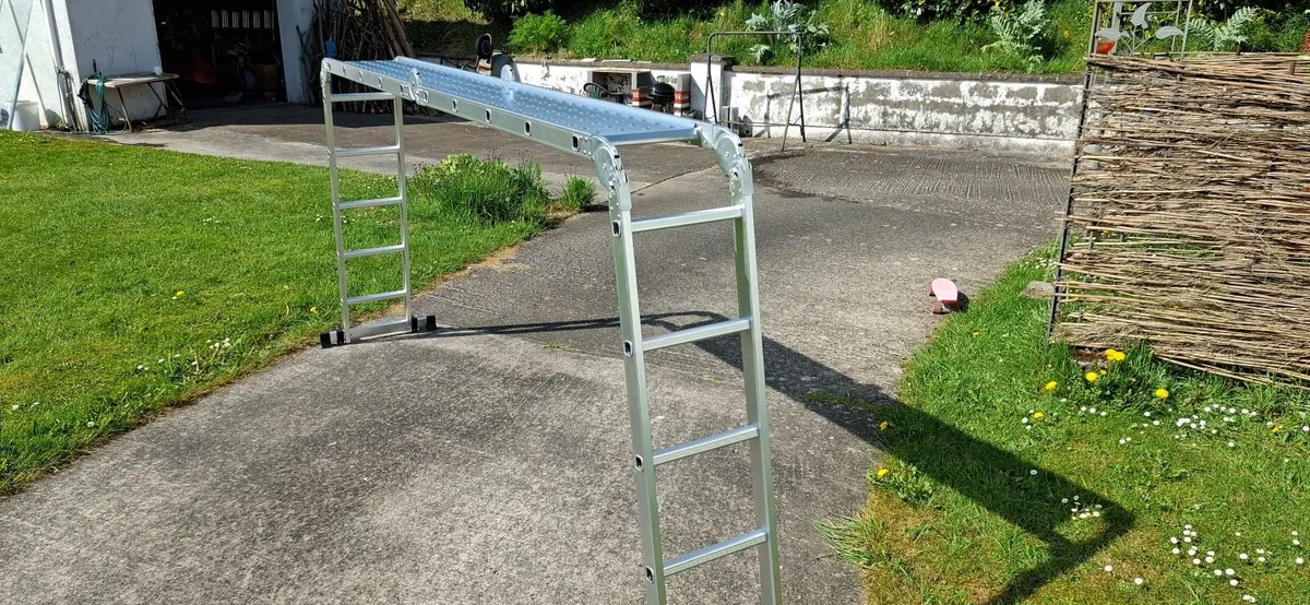 Ladder - Image 4