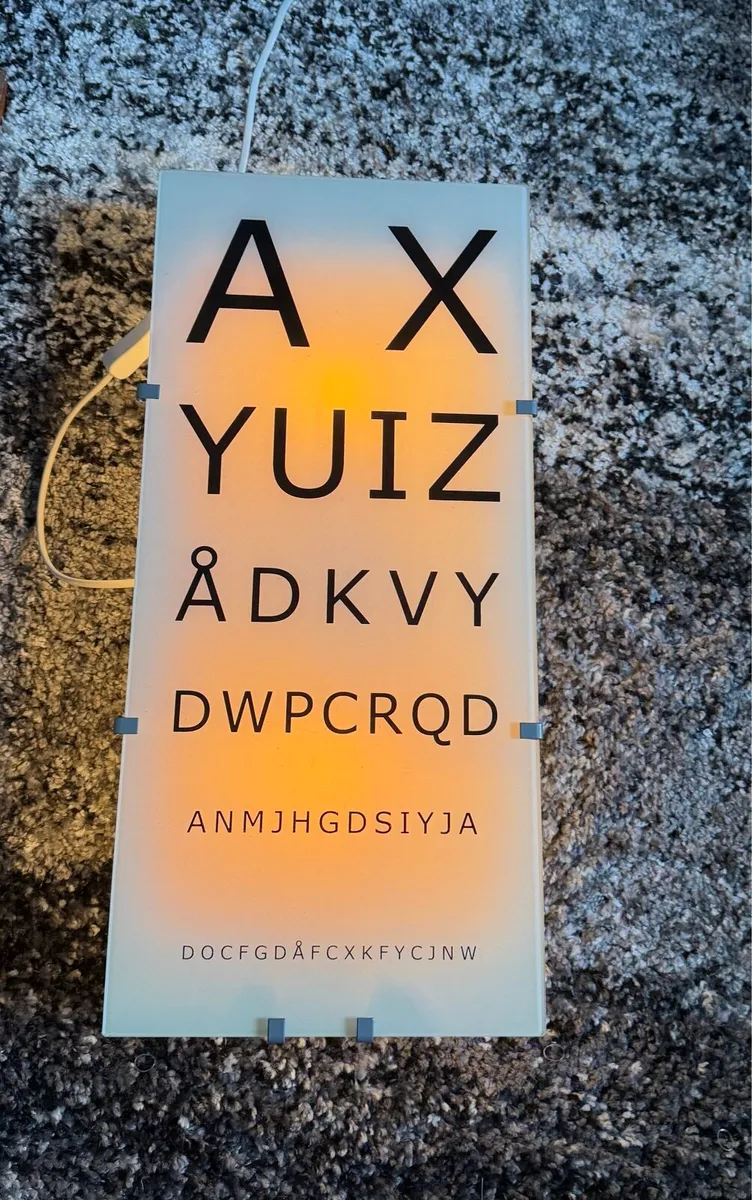 Eye test chart wall light box mounted opticians di - Image 1