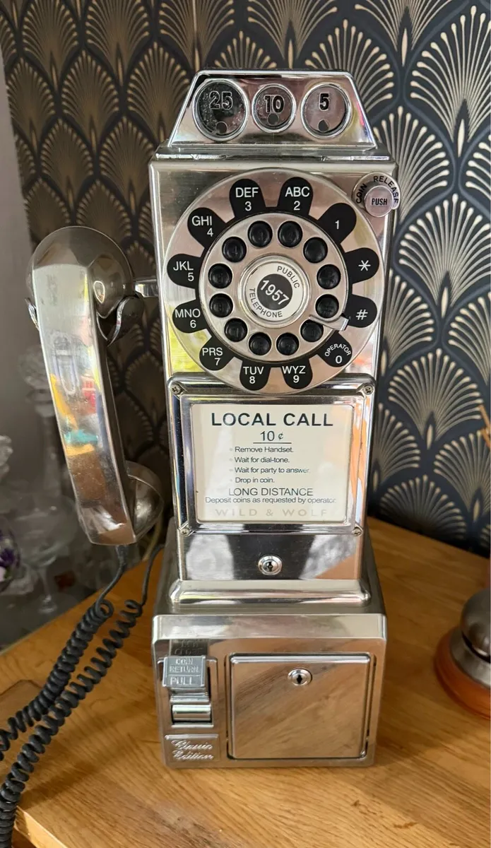 Chrome Effect American Diner telephone - Image 1