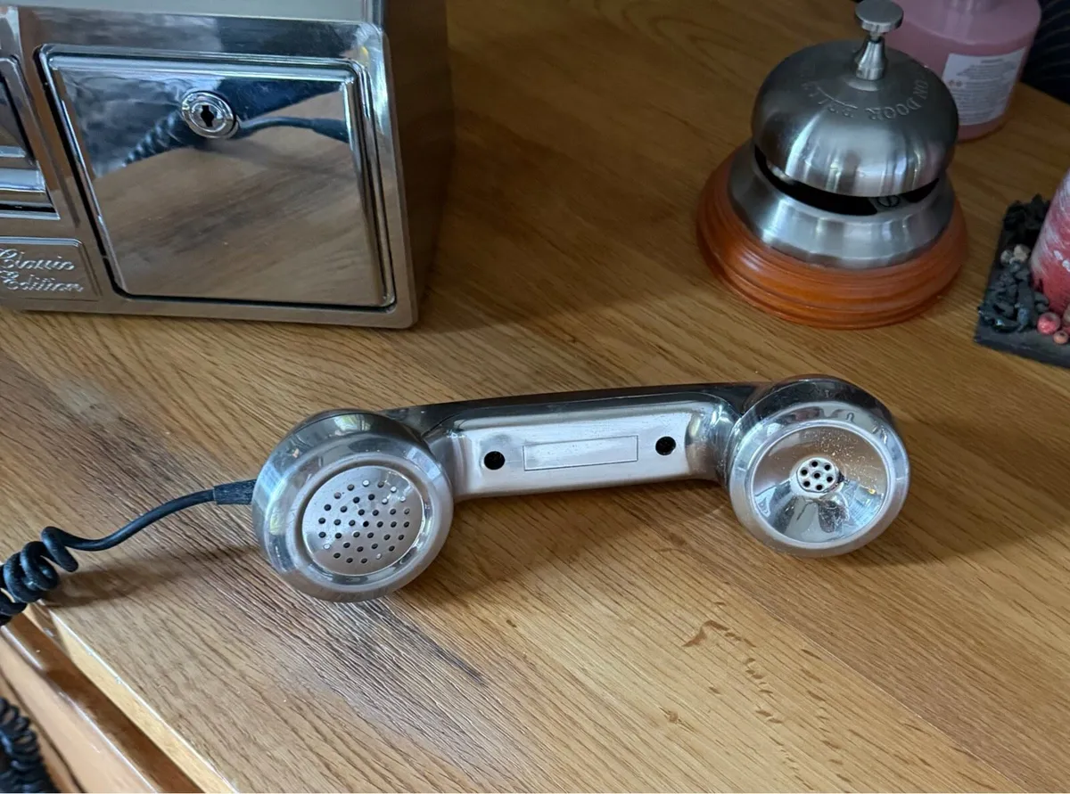 Chrome Effect American Diner telephone - Image 4