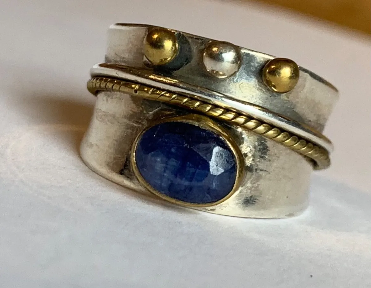 Designer ring - Image 1