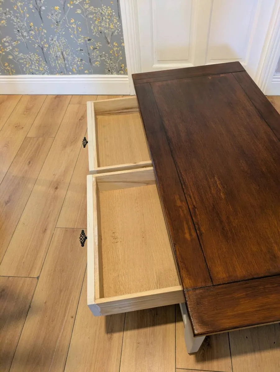 Large 2 drawer coffee table - Image 4