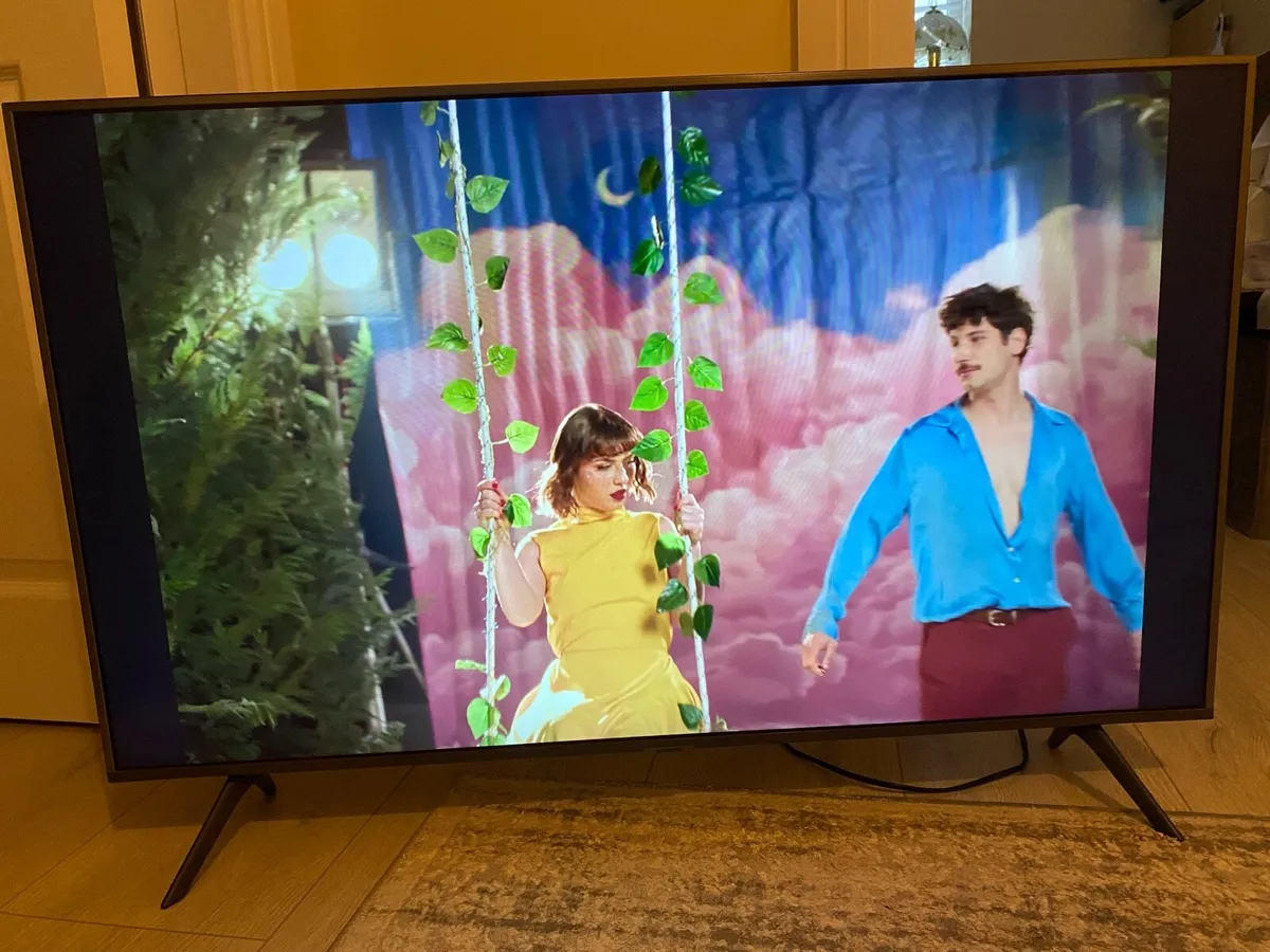 Samsung 4K 43 inch YouTube Netflix Disney - Image 4