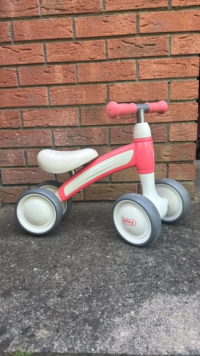 QPlay Cutey Balance Bike Pink