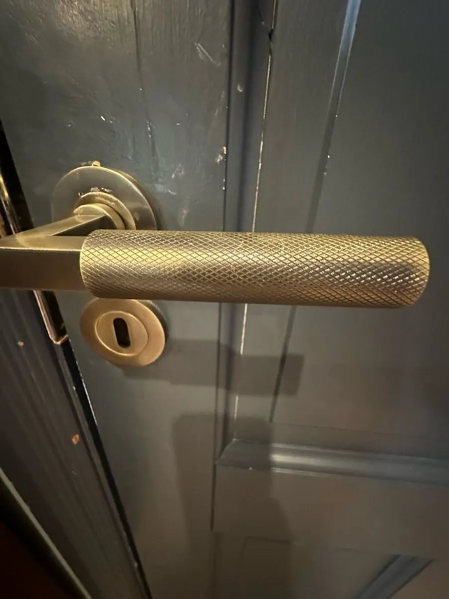 Heritage Brass Door Handles (Lever on Rose) - Image 1