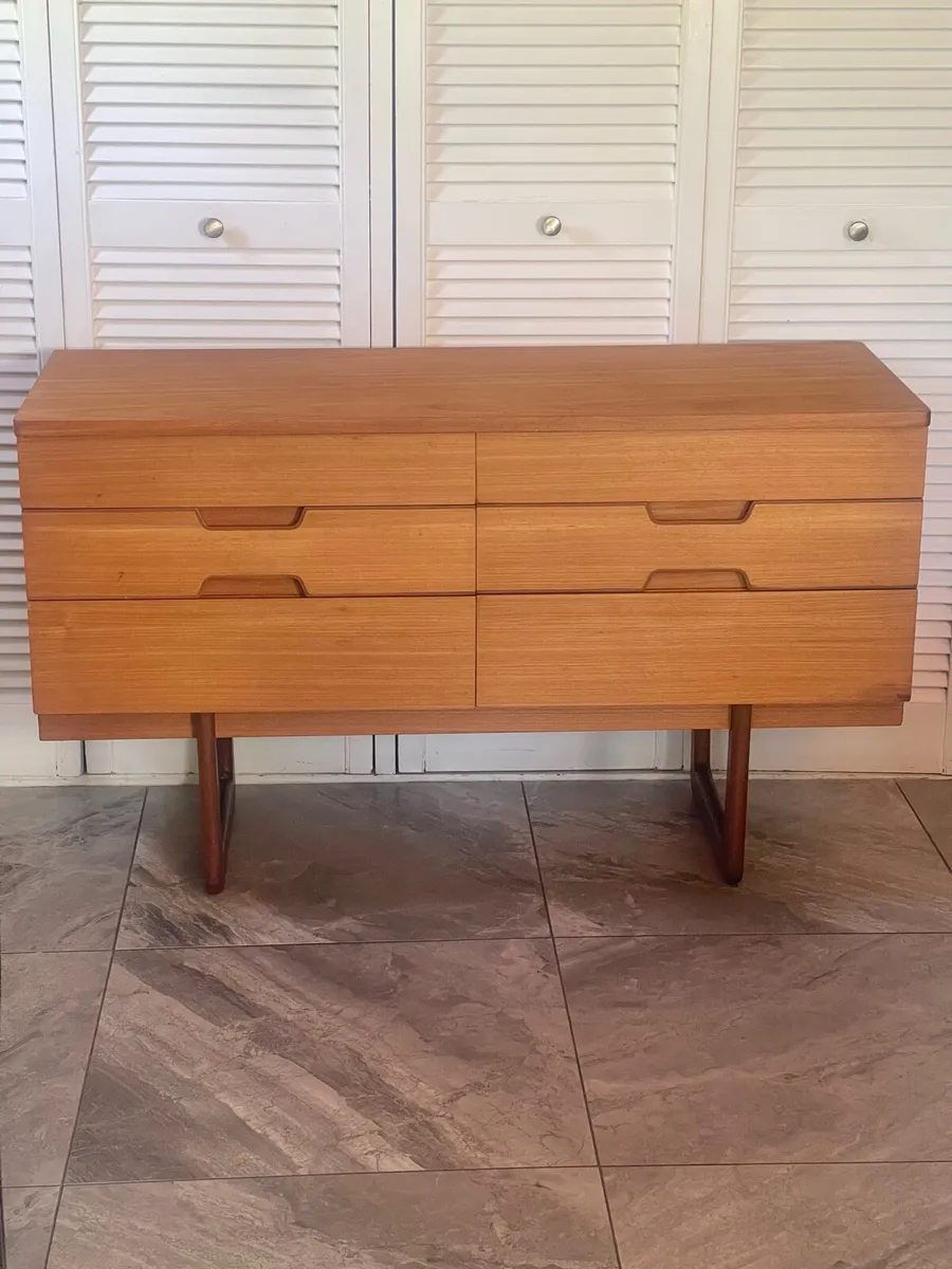 Mid century sideboard - Image 2