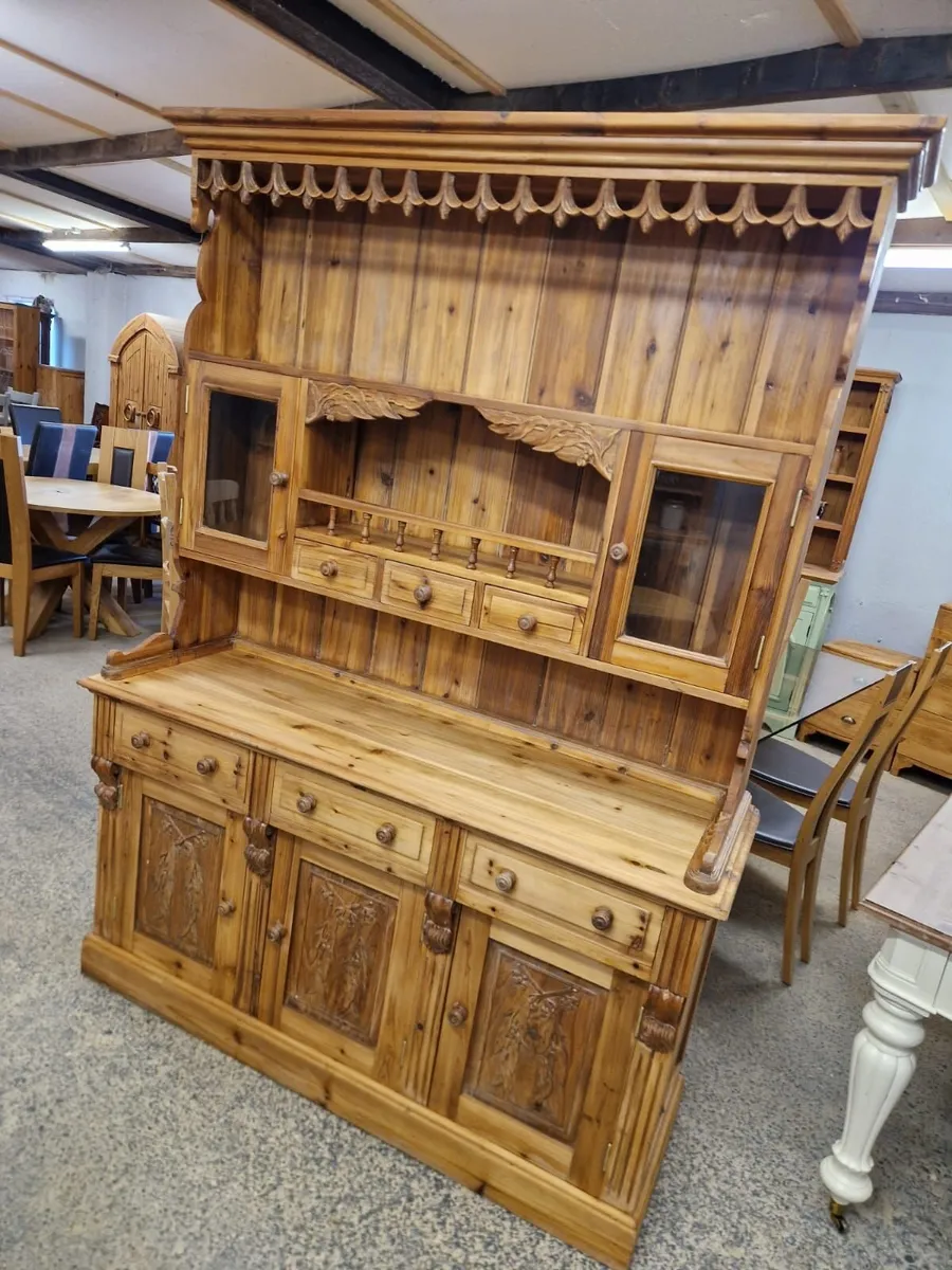 Large vintage carved front pine kitchen dresser - Image 1