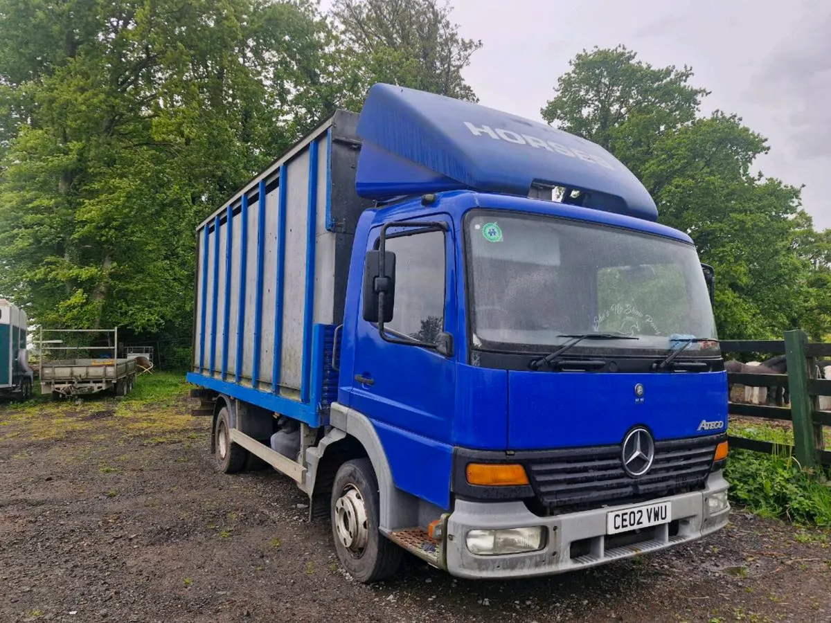 Horse lorry - Image 2