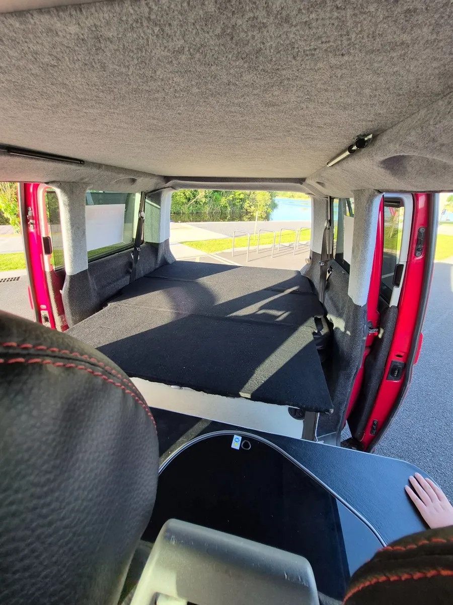 2007 VW Camper - Image 3