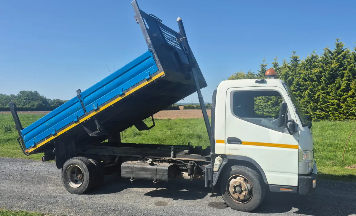 2013 mitsubishi fuso 7.5t - Image 3