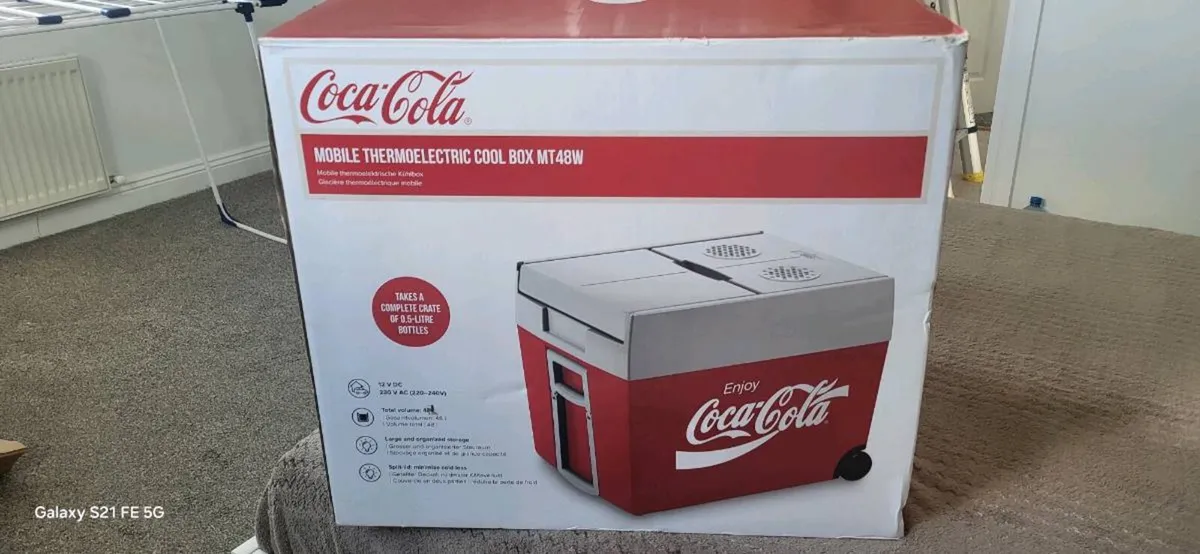 Coca Cola mobile thermoelectric cool box - Image 1