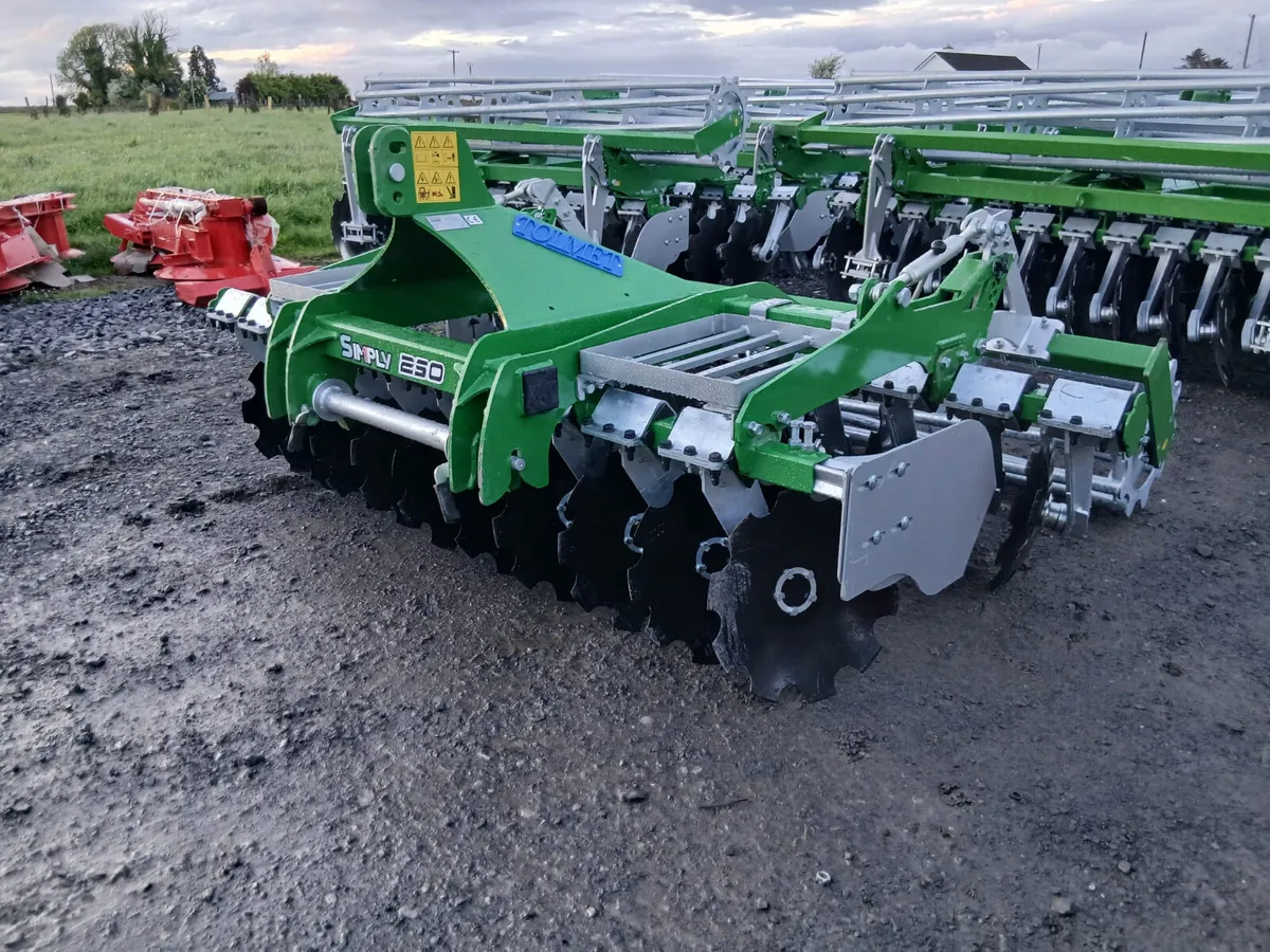 Harrows  simply 2,5  4,500 € tolmet - Image 2