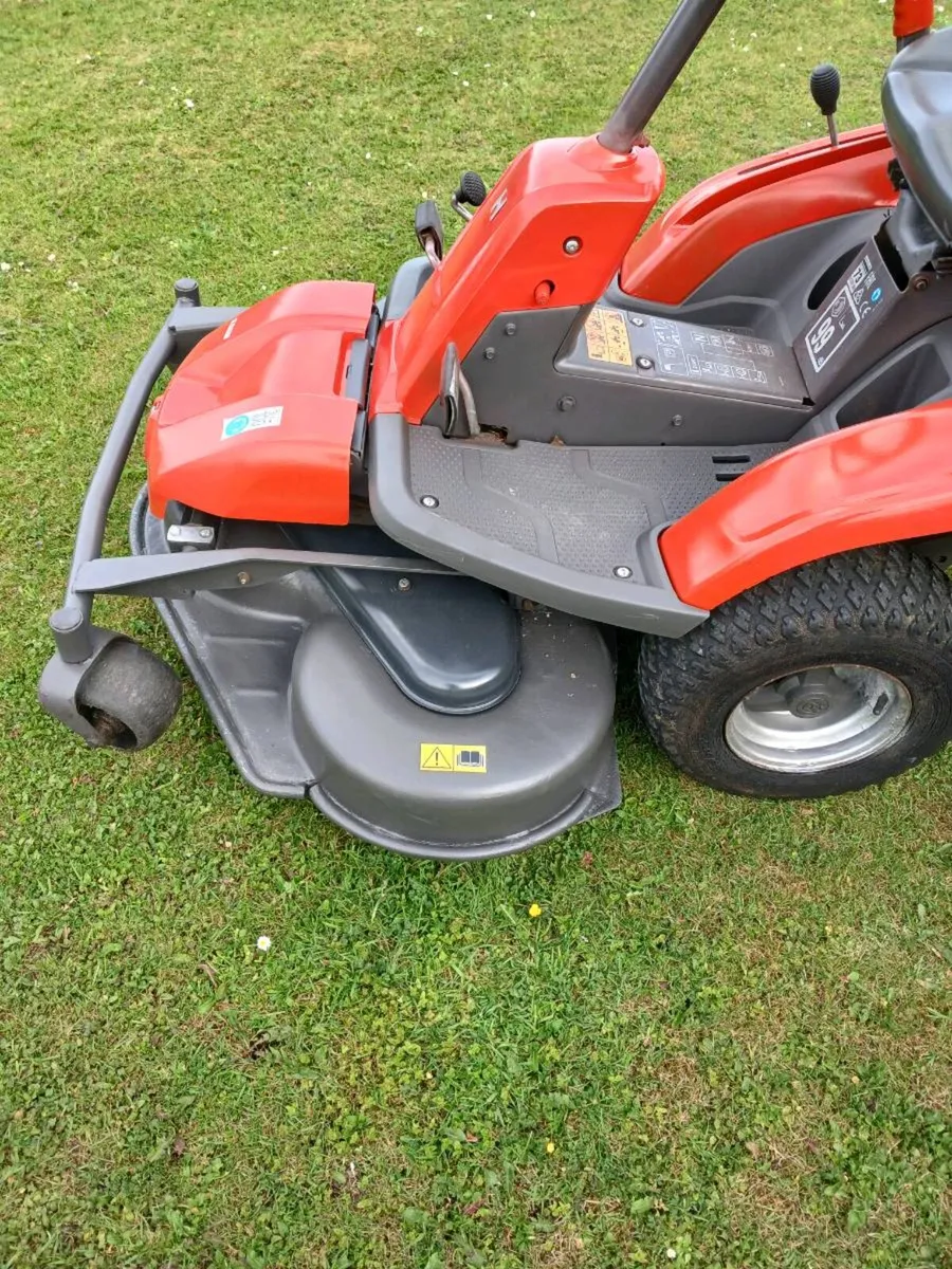Husqvarna Rider Hydrostatic Briggs engine - Image 3
