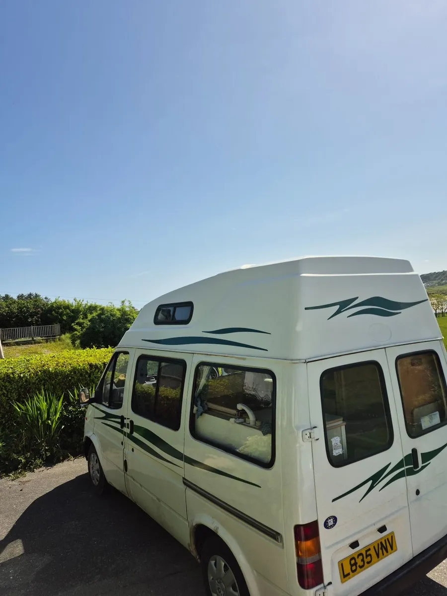 Camper van - Image 1