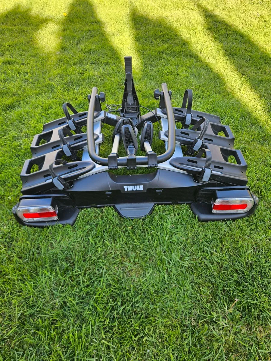 Thule VeloCompact 927 bike rack - Image 3
