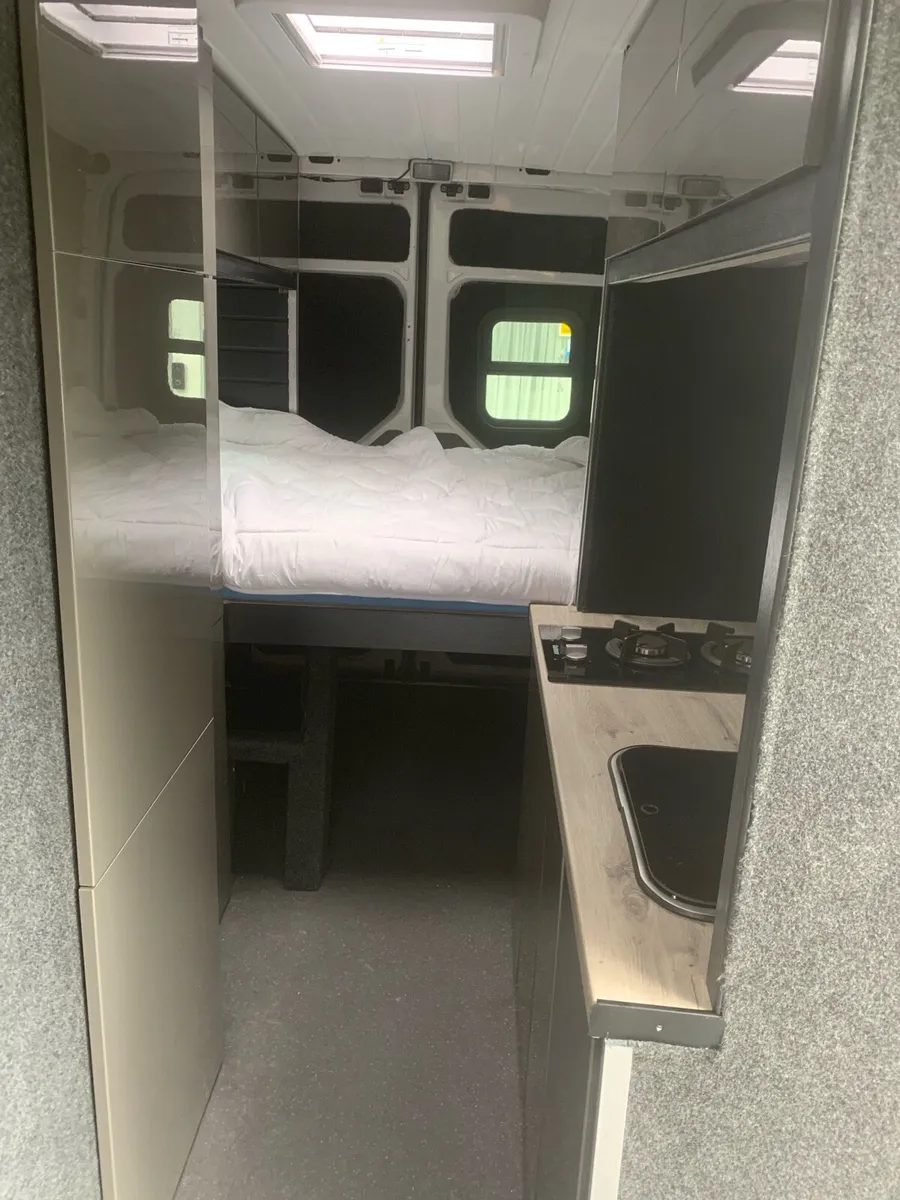 Campervan 2021 - Image 4