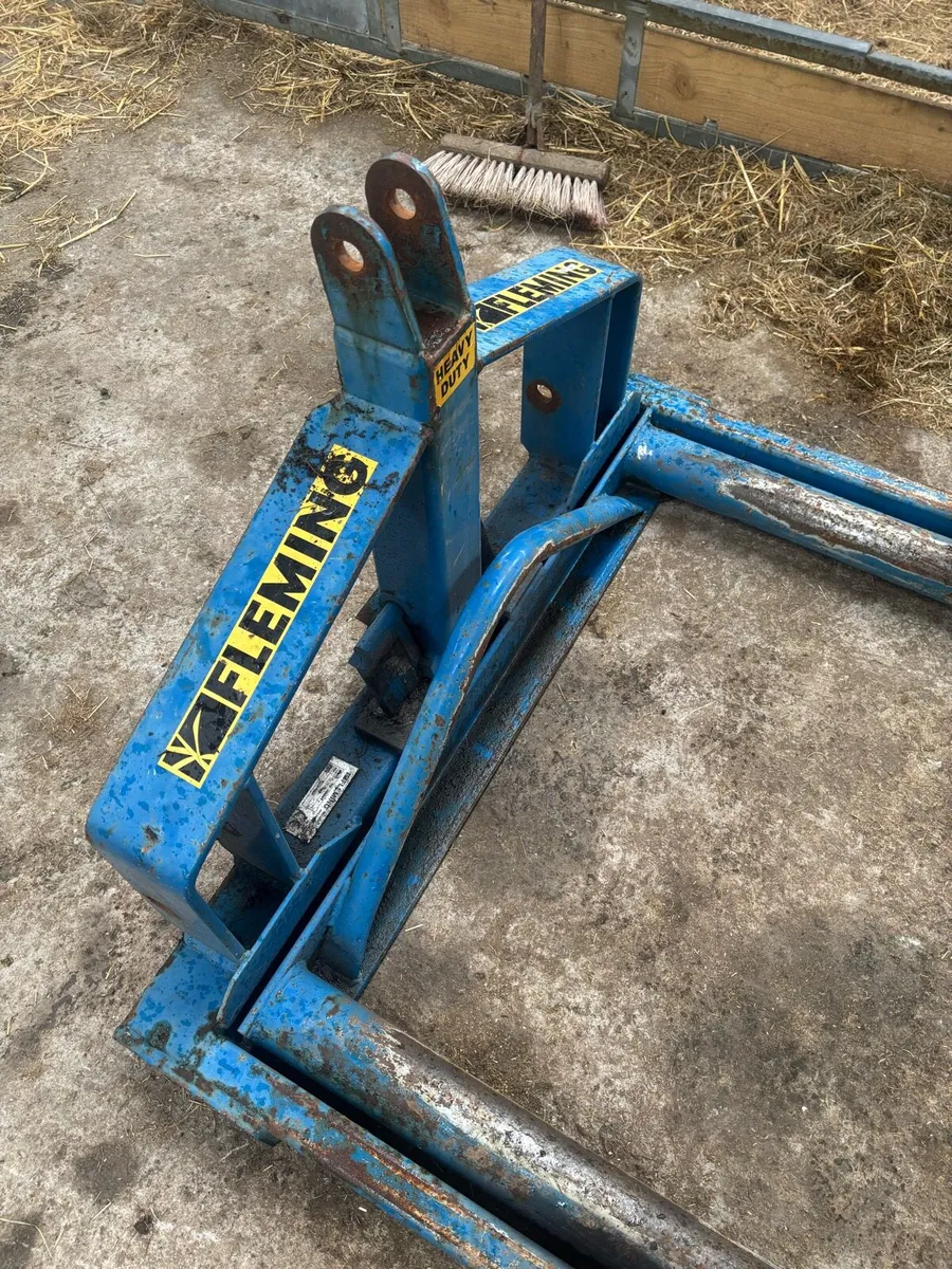 Bale Lifter - Image 3
