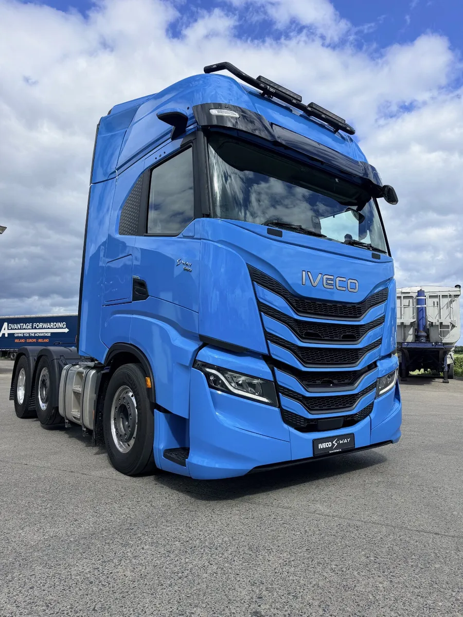 2025 IVECO SWAY 580HP - Image 1