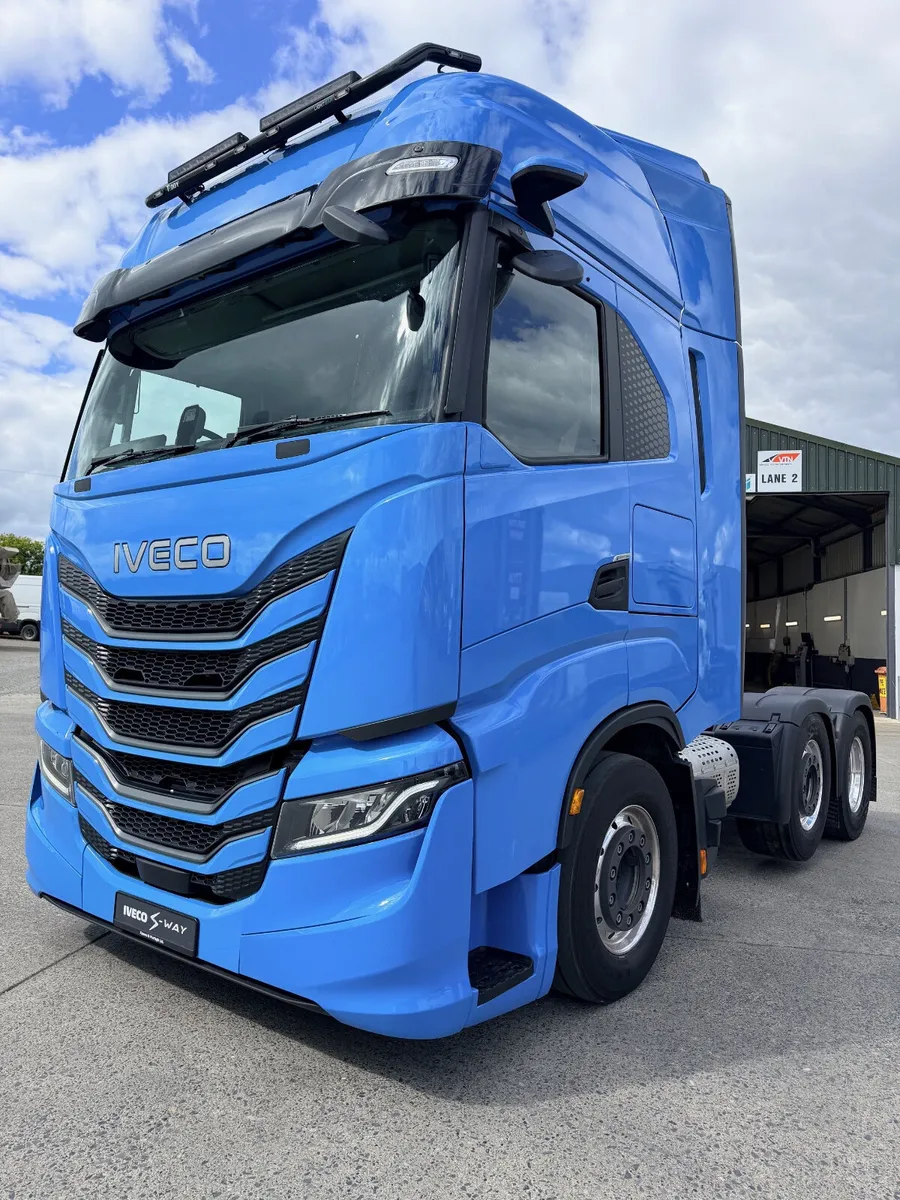 2025 IVECO SWAY 580HP - Image 2