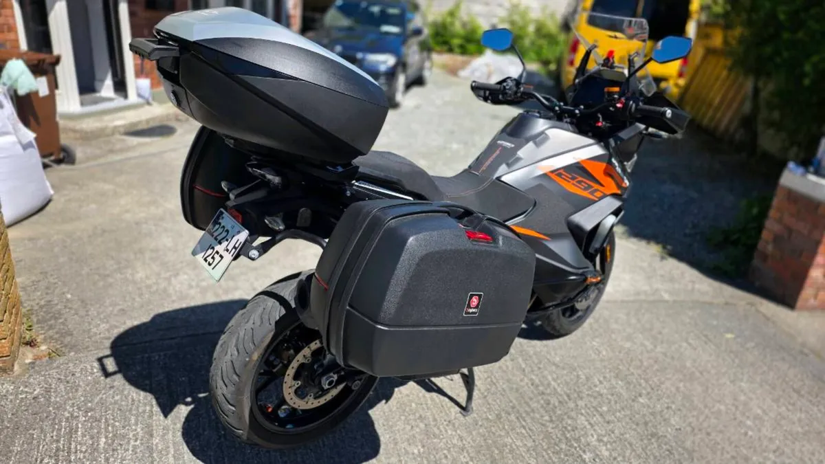 Ktm 1290 super adventure s - Image 3