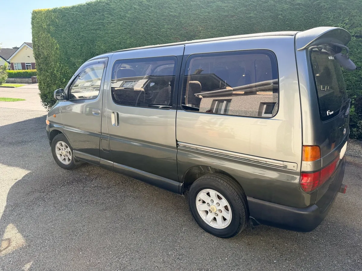 Toyota Granvia - Image 1