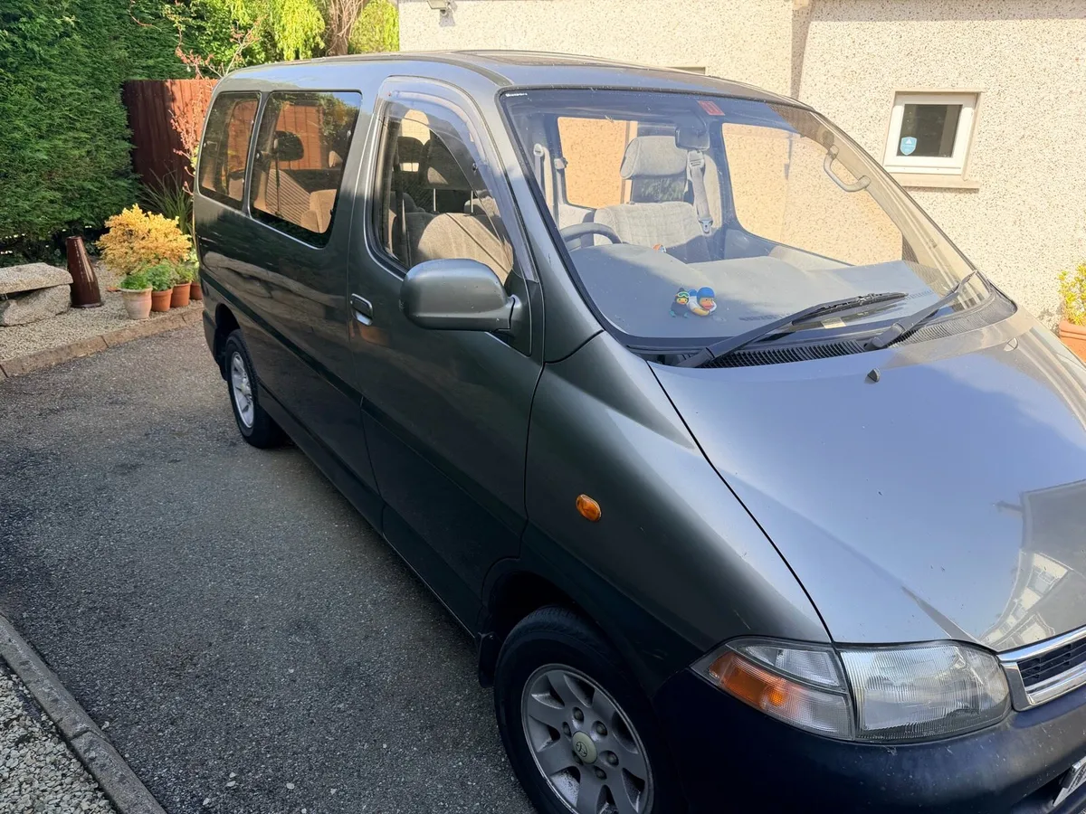 Toyota Granvia - Image 3