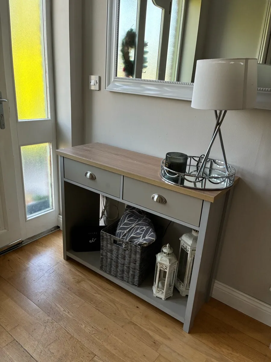 Console table - Image 2