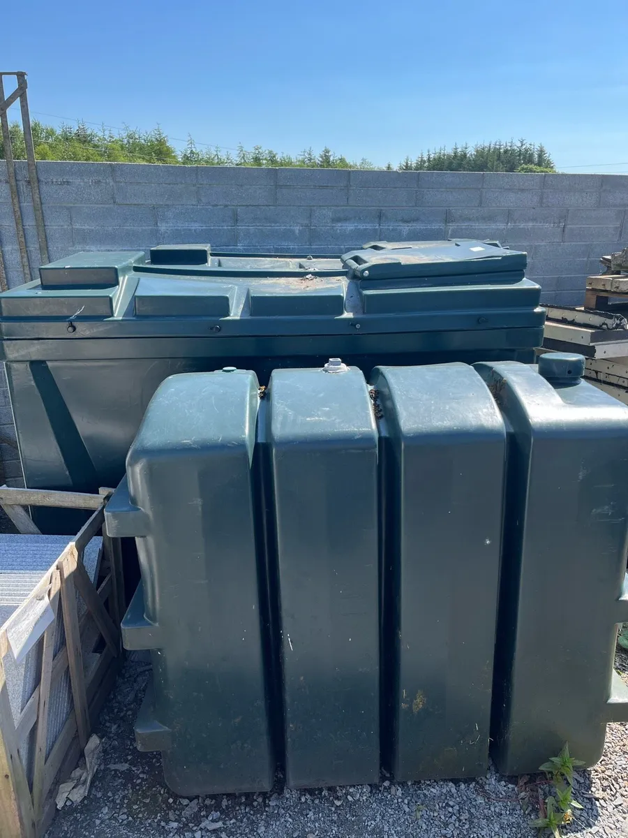 Oil tanks - Image 3