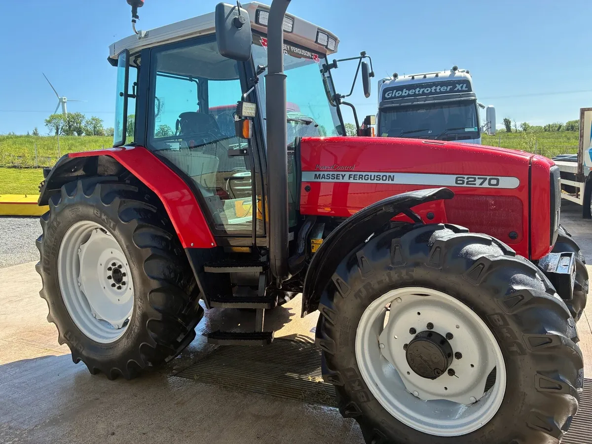 Massey 6270 - Image 1