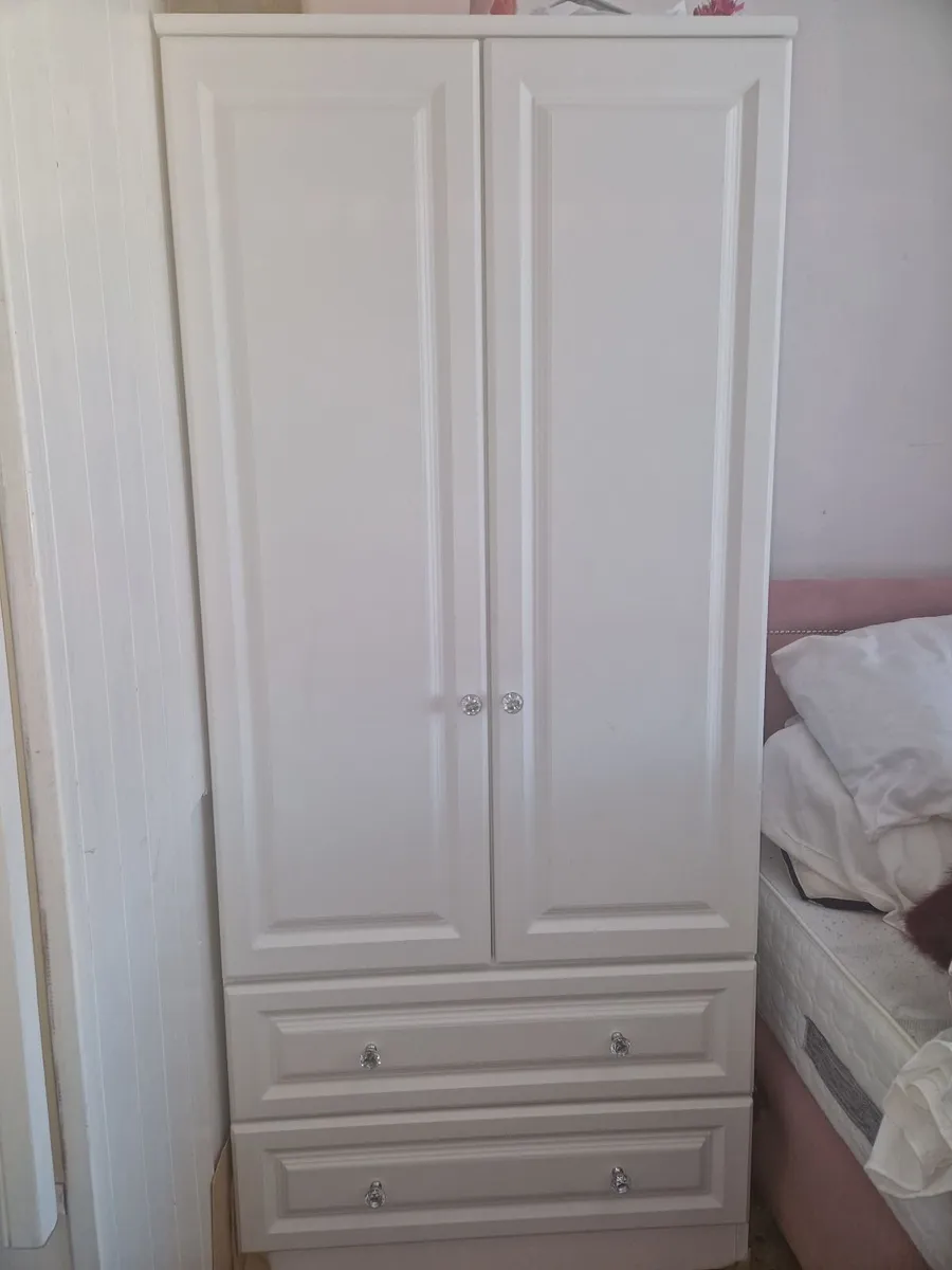 Wardrobe - Image 2