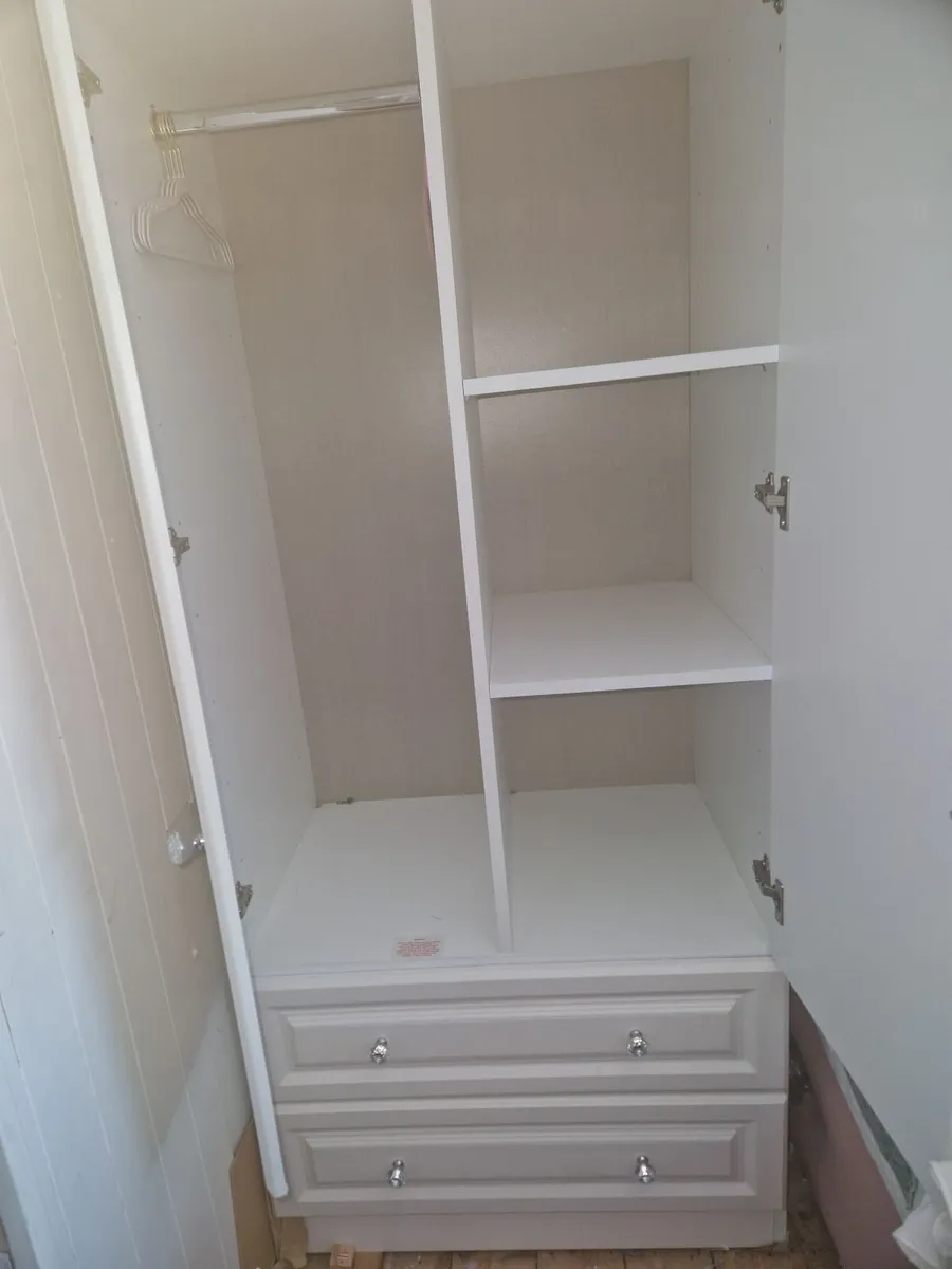 Wardrobe - Image 3