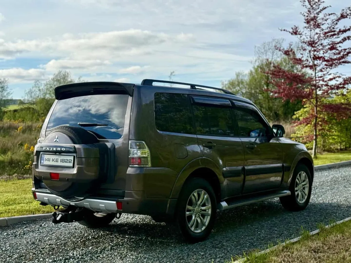 Mitsubishi Pajero - Image 4