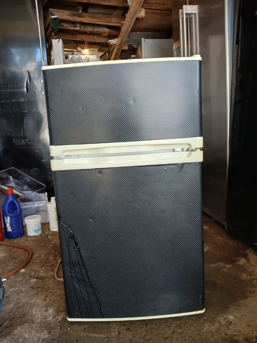 UNDER COUNTER FRIDGE AND FREEZER - Image 3