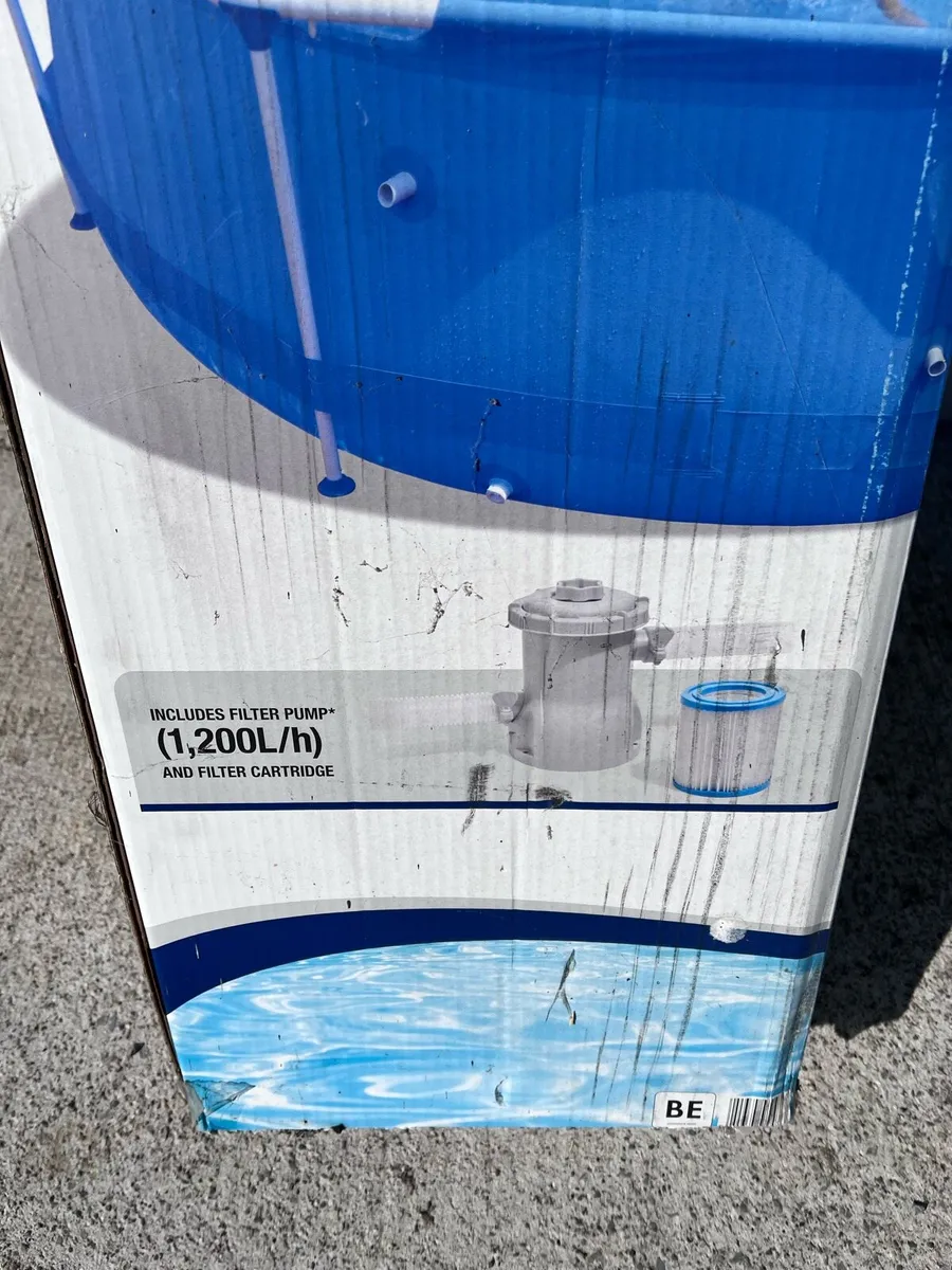 Paddling Pool with filter pump. - Image 2
