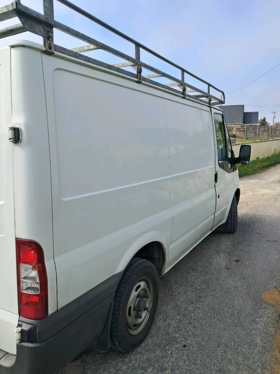 Ford Transit - Image 3