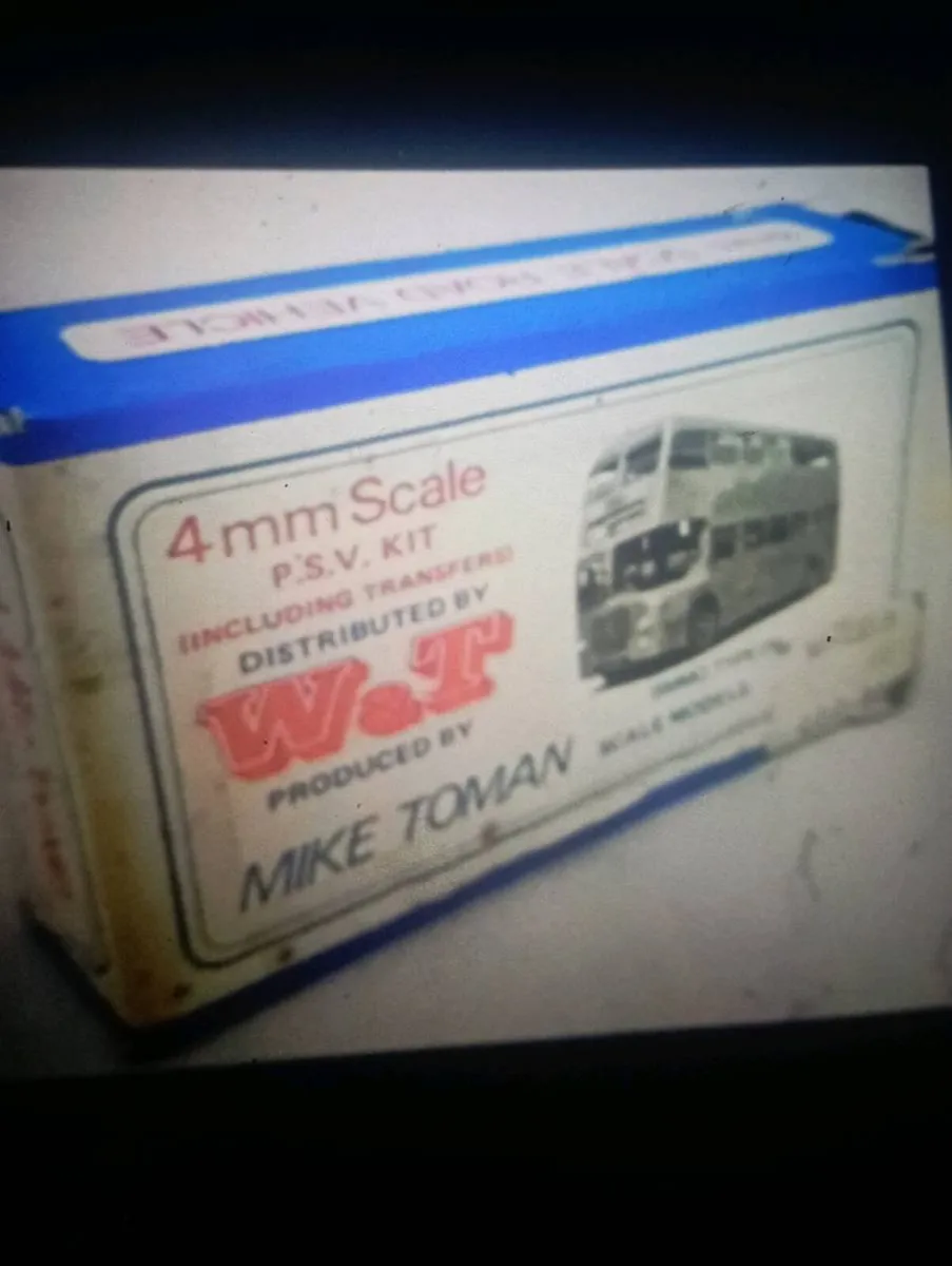 MIKE  TOMAN BMMO D9 WHITE METAL KIT 1-76  SCALE. - Image 2