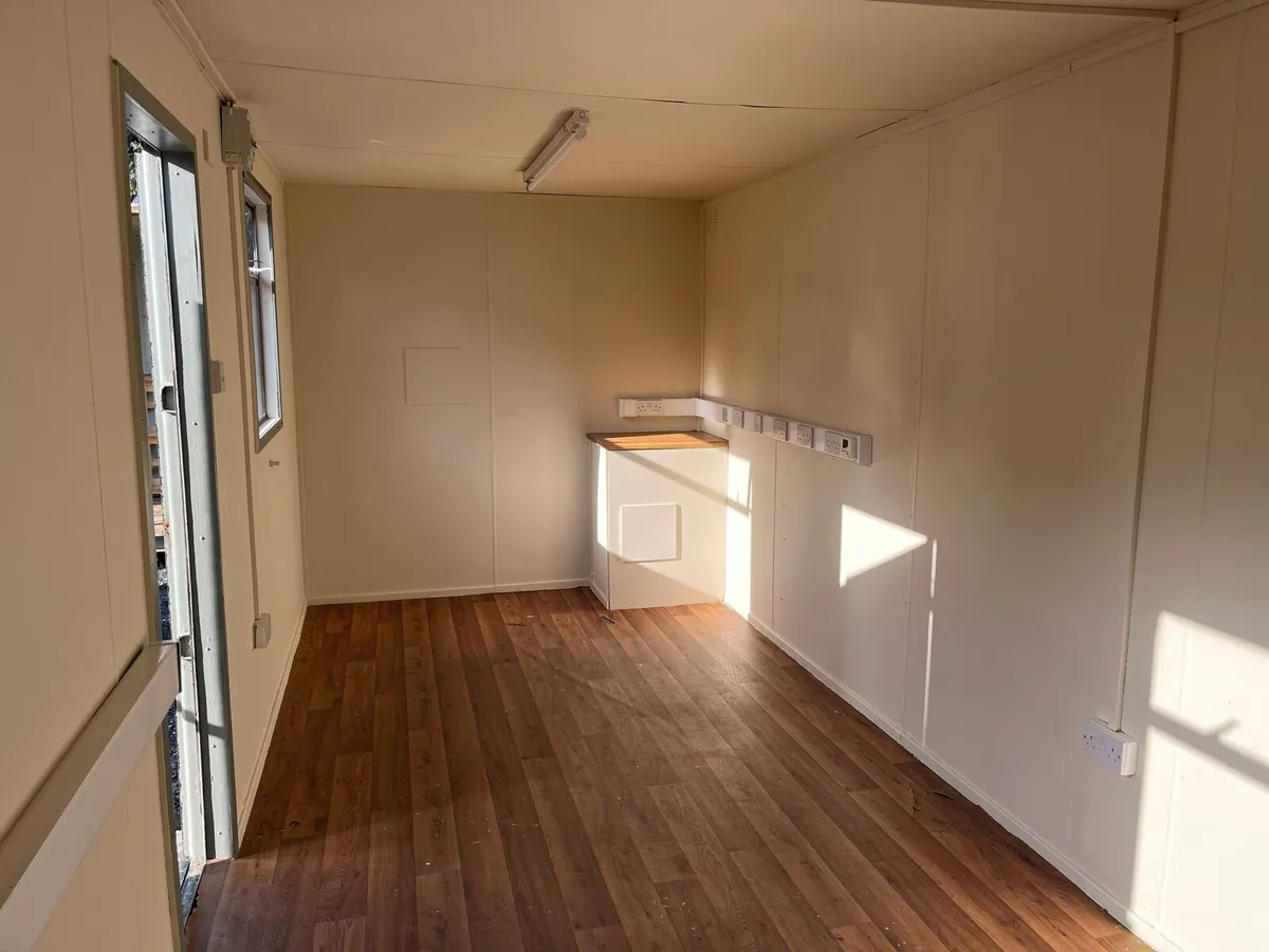 Office Container 20x8 - Image 4