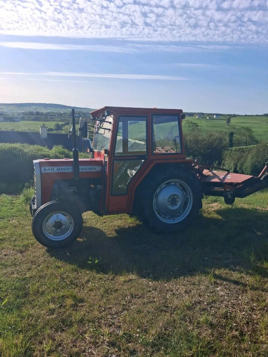Tractor - Image 3