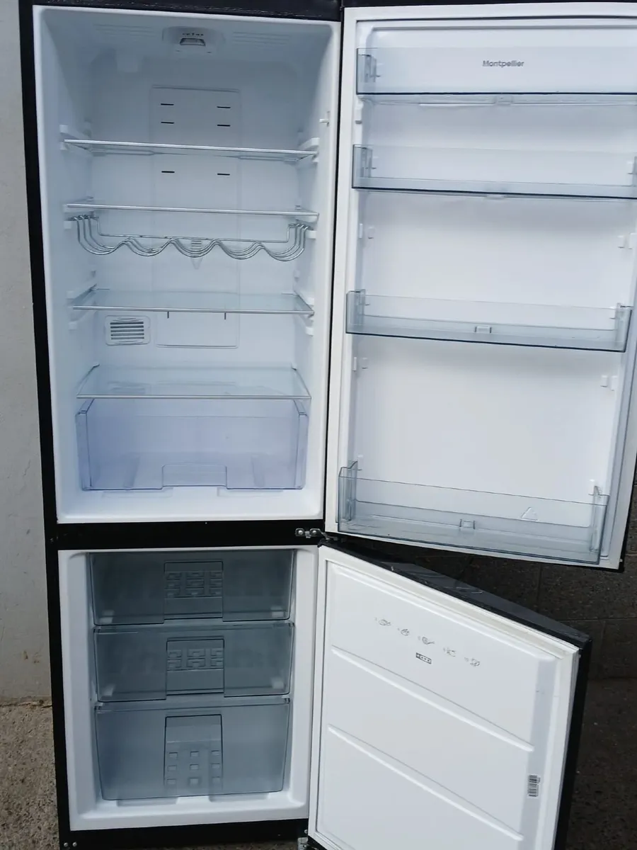 RECTRO STYLE FRIDGE AND FREEZER FULL FROST FREE - Image 2