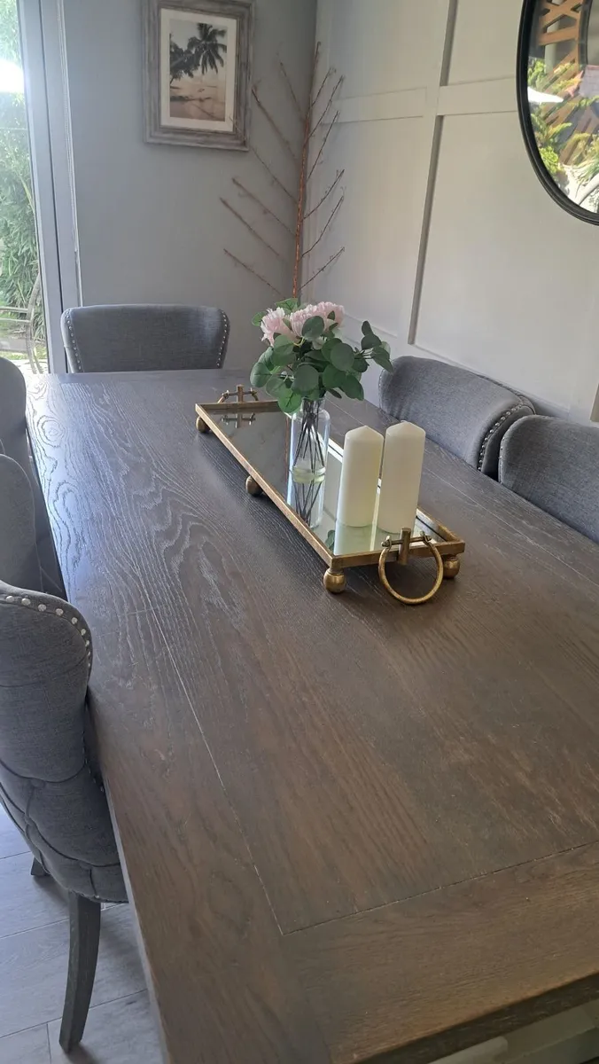 Lincoln Dining Table (6 seater) - Image 3