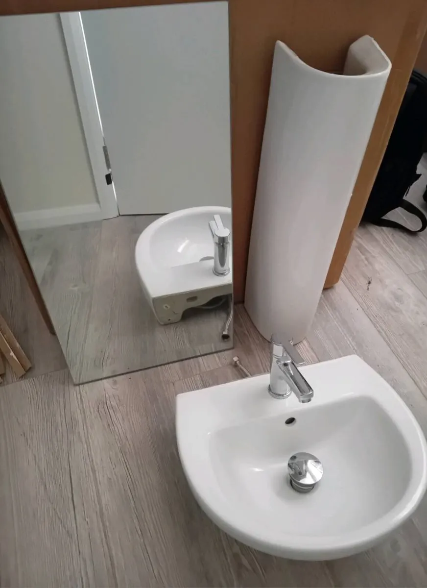 Basin, Full Pedestral & Mirror - Image 2