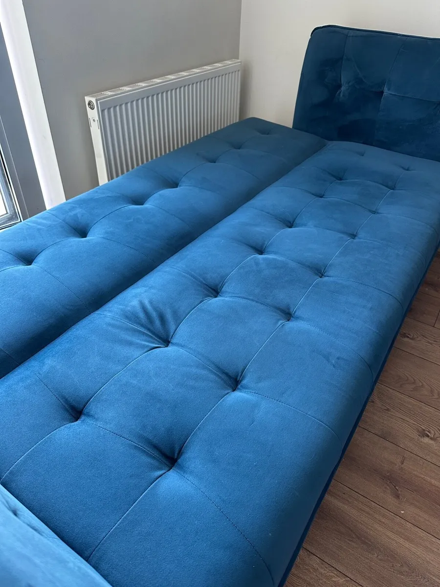 Large Actona Group 3-Seater Blue Velvet Sofa Bed - Image 2