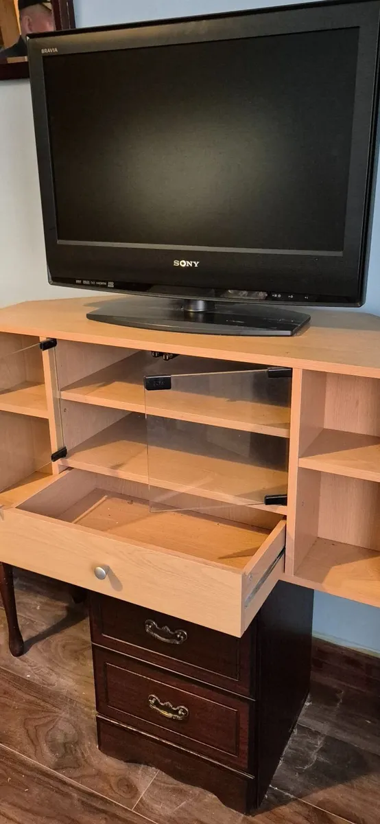 TV Corner Unit