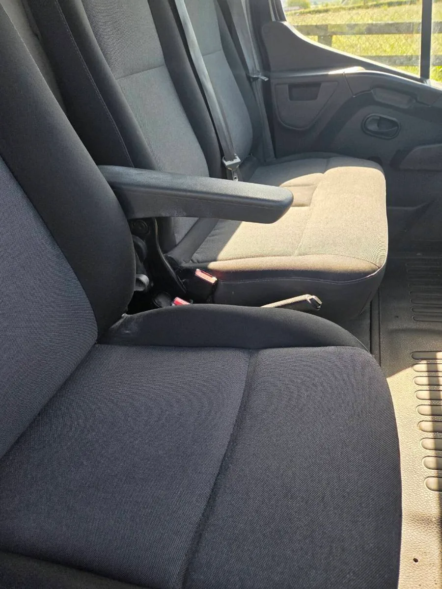 Nissan NV400 2019 - Image 3