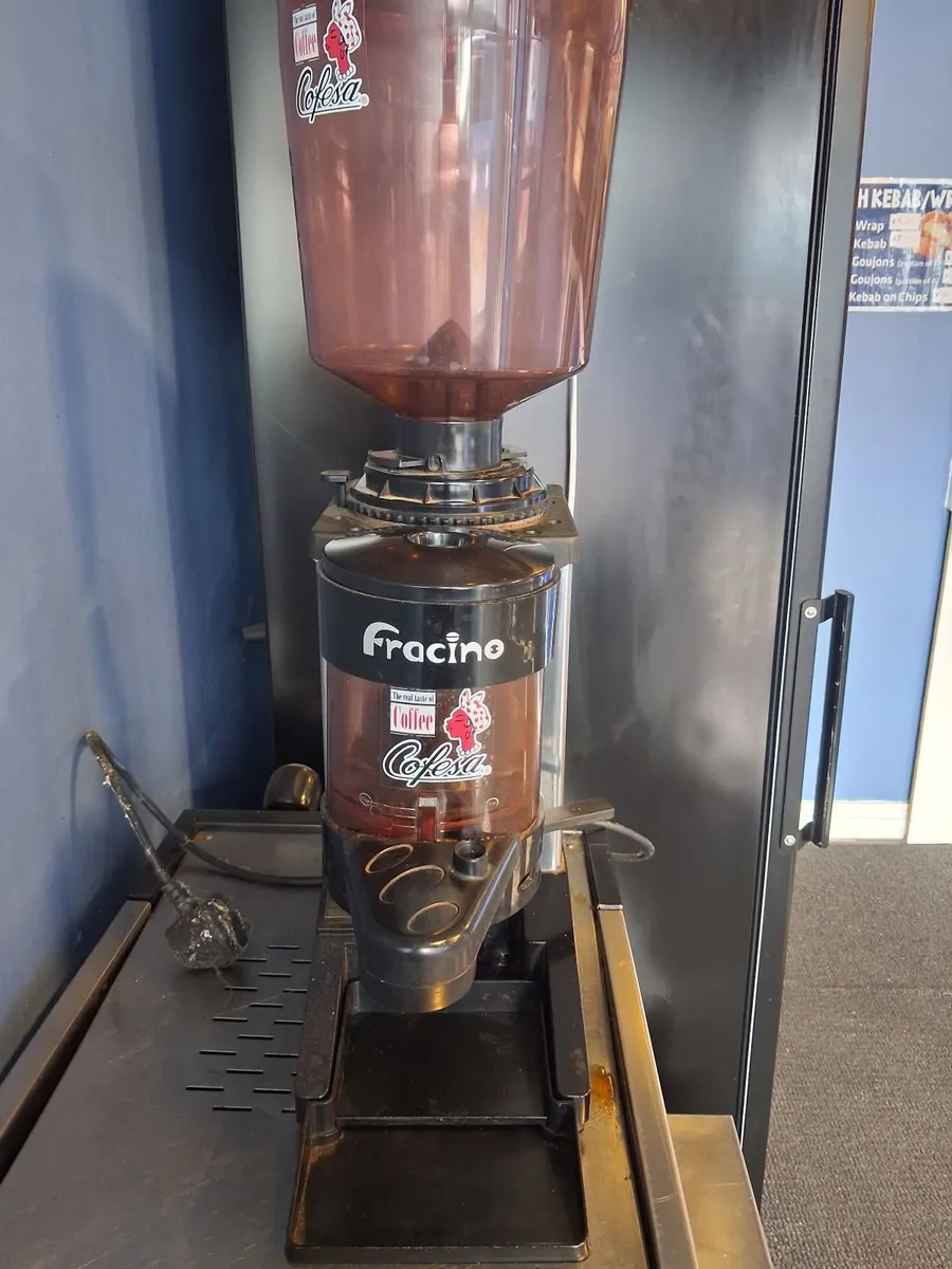 Catering equipment - Image 1