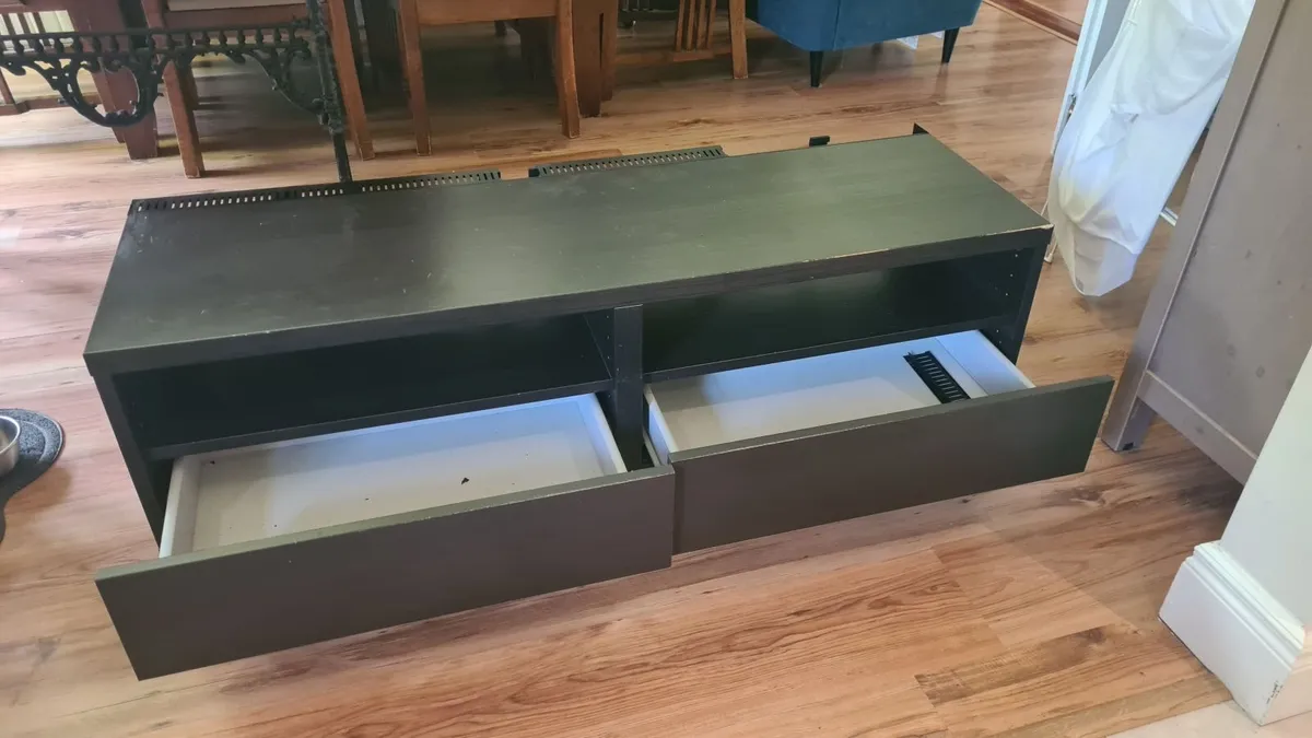 Tv Unit. - Image 2