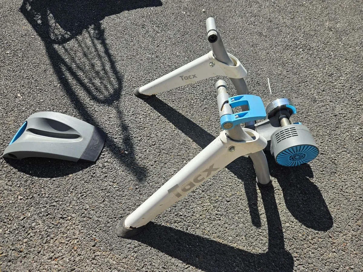 Garmin Tacx Flow Smart Turbo trainer - Image 2