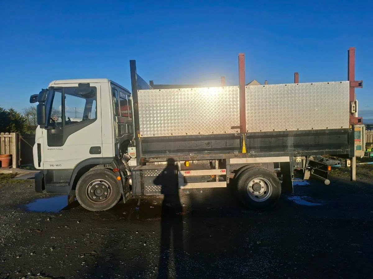 Iveco tipper - Image 3
