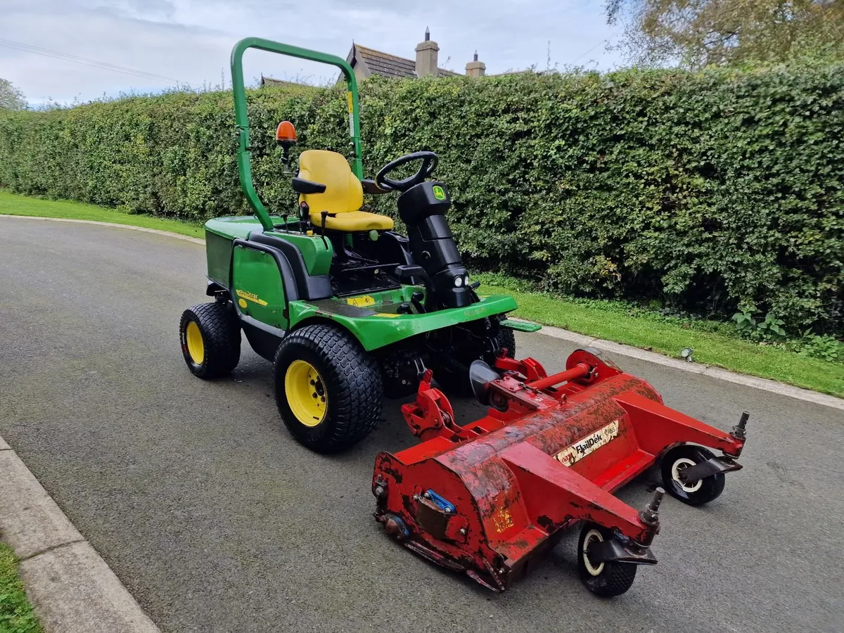 John Deere 1565 38hp ride on mower lawnmower - Image 1